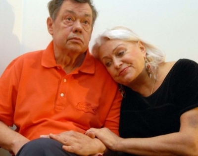 Вдову Николая Караченцова экстренно госпитализировали в Москве