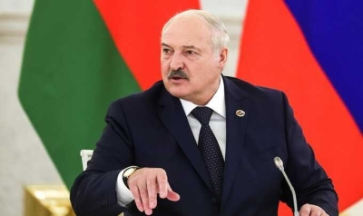 Лукашенко пригрозил преследованием родственников оппозиционеров