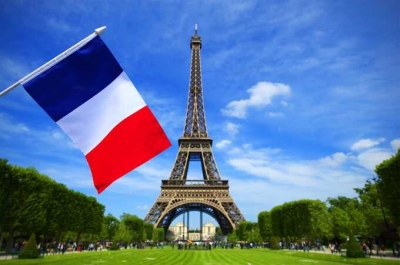 Франция выдвигает требование о введении санкций против российских олигархов